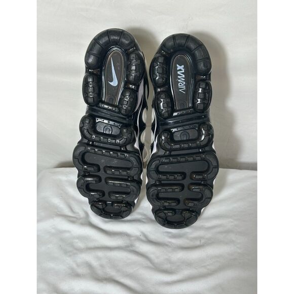 Nike Women's Nike Air Vapormax Plus Size 8 White/Black Women's Sneakers - Picture 7 of 8